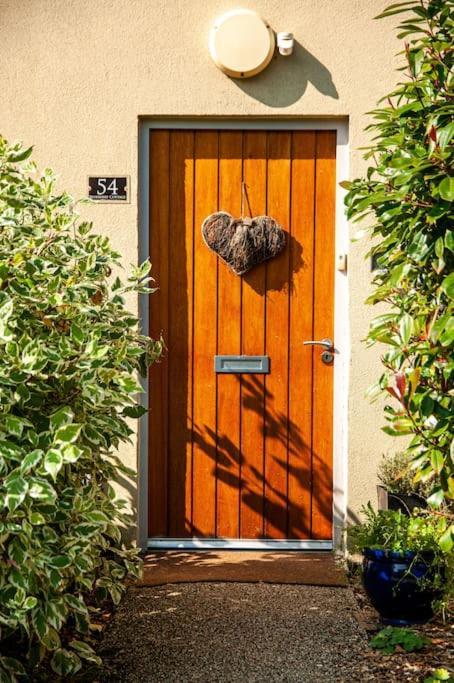 Blueberry Cottage - Lower Mill Estate Somerford Keynes Exterior photo