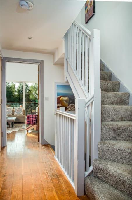 Blueberry Cottage - Lower Mill Estate Somerford Keynes Exterior photo